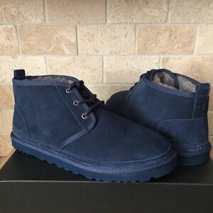NWOT.  Ugg navy blue boots  size 5